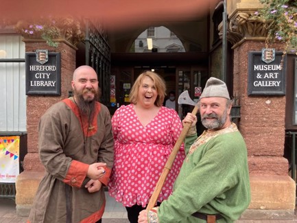 Cllr Gemma Davies and Viking renenactors